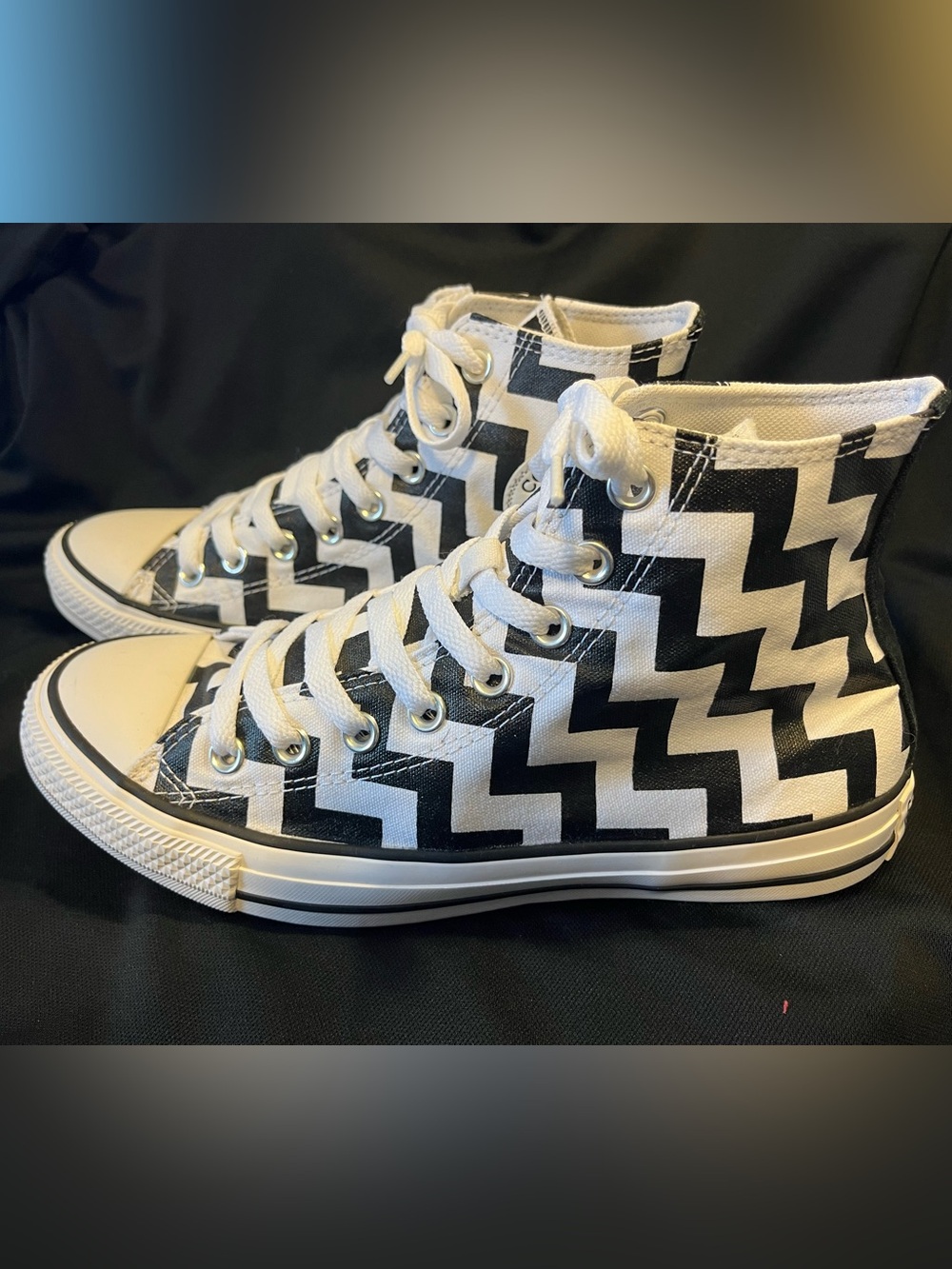 Converse Chuck Tayler All StarWhite Canvas Chevron High-Top Sneakers Us9